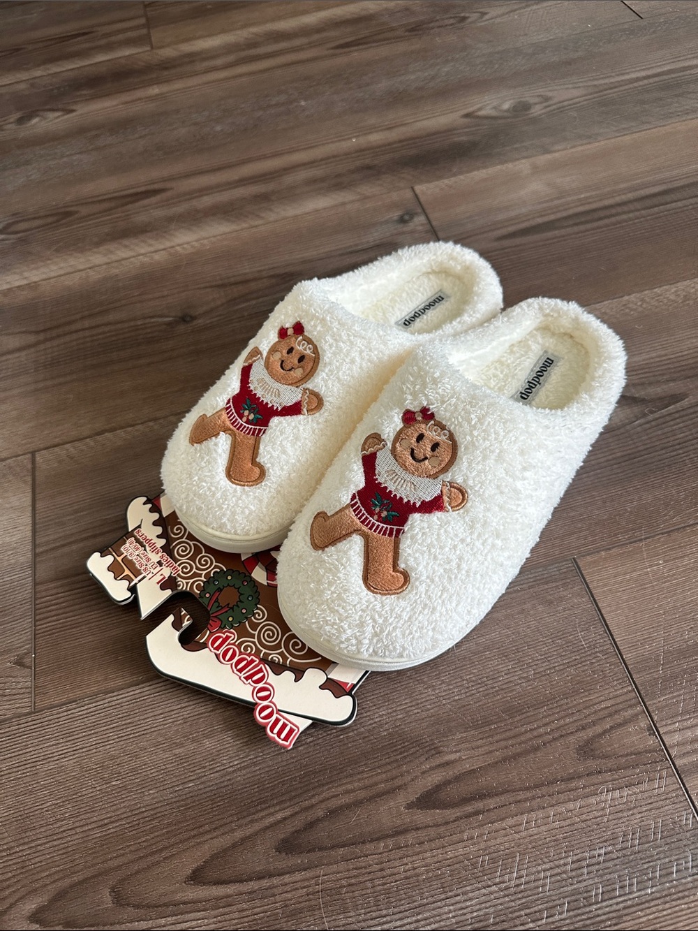Gingerbread Man Ladies Slippers - Picture 7 of 9